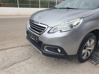 Peugeot 2008 2015-thumb-4