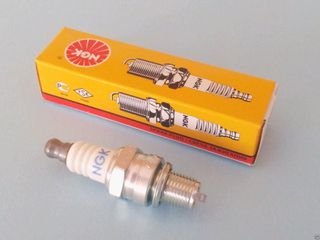 Μπουζί για HONDA FG110, GX25, GX35, GX50, HHT25, HHT35, UMC425, UMC435 WX10