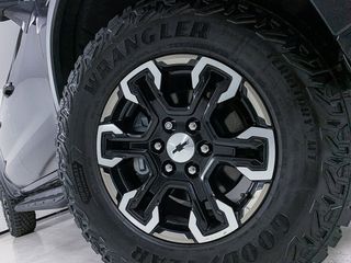 Chevrolet Silverado 2022 ZR2 6,2 420HP-thumb-28
