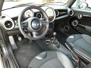 Mini Cooper SD 2013 JOHN COOPER WORKS-thumb-5