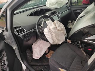 Toyota Corolla Verso 2014 1,6-thumb-3