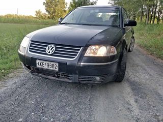 Volkswagen Passat 2003 1.8T KLIMA-thumb-1