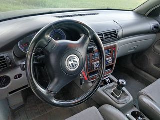 Volkswagen Passat 2003 1.8T KLIMA-thumb-8