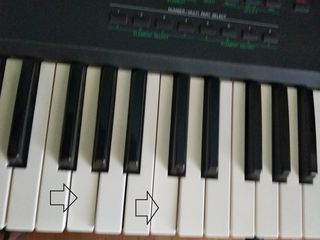 Synthesizer YAMAHA SY22-thumb-3