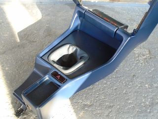 BMW E34 ΚΟΝΣΟΛΑ  ΧΡΩΜΑ ΜΠΛΕ-thumb-1