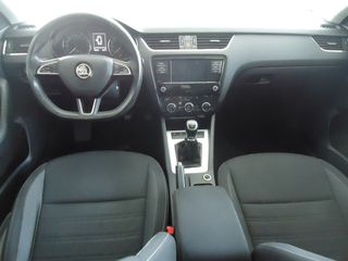 Skoda Octavia 2020 FACELIFT-thumb-10