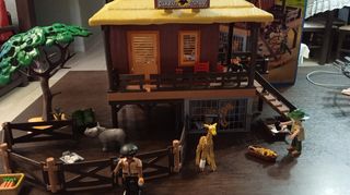 Playmobil-thumb-2