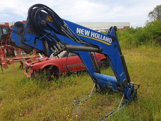 Φορτωτές New Holland 2013 750TL-thumb-1