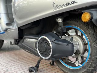 Vespa Elettrica 2019 Ηλεκτρική | Άριστη κατάσταση | LED | Ετοιμοπαράδοτη-thumb-7