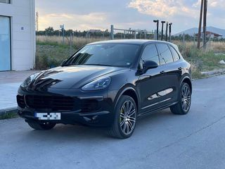 Porsche Cayenne 2016 Panorama