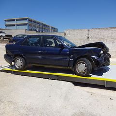 Μπεκιέρα με Μπεκ Toyota Corolla '99 Προσφορά.