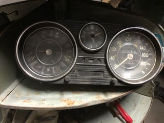 /8 Mercedes-Benz w115 w111 -thumb-25