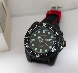 SEIKO  KINETIC DIVER’S  200M. 890417 A9526 ΤΙΜΗ 390 ΕΥΡΩ