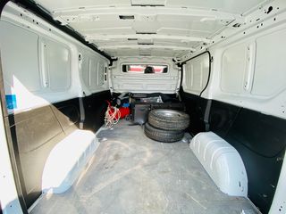 Κλούβα Nissan 2020 NV300-thumb-11