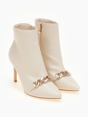 Μποτάκια με αλυσίδα και λεπτό τακούνι - Μπεζ
