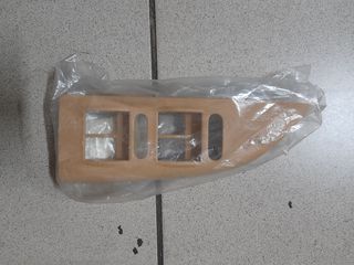 ΠΛΑΙΣΙΟ ΔΙΑΚΟΠΤΩΝ ΠΑΡΑΘΥΡΩΝ ΟΔΗΓΟΥ SKODA FABIA 6Y1867227C 1SQ