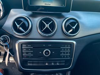 Mercedes-Benz CLA 220 2015 AMG Line -thumb-30