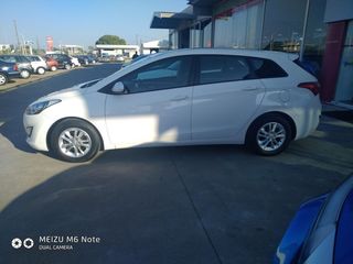 Hyundai i 30 2014-thumb-2