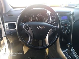 Hyundai i 30 2014-thumb-9