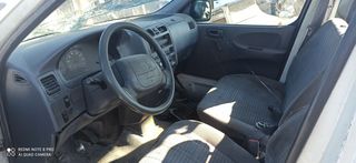 TOYOTA HIACHE-thumb-3