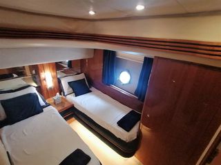 Azimut 2001 68' Plus-thumb-7