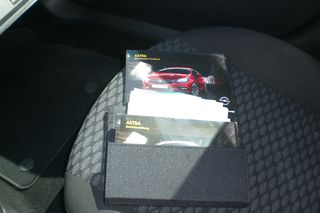 Opel Astra 2017 EYRO6-thumb-10