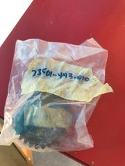Honda cb250N 	23501-443-010-thumb-2