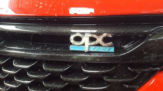 Αναλαμβάνουμε Βαφές Carbon Μάσκες και μπροστινά σποιλερ  GOLF R-line/Highline/R+/TDI Look/TSI