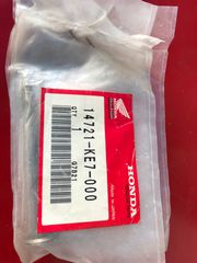 HONDA VF400F Exhaust valve 