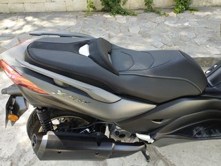 Yamaha XMAX 300 2020 TECH MAX-thumb-2