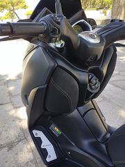 Yamaha XMAX 300 2020 TECH MAX-thumb-9