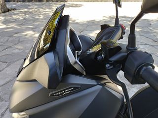 Yamaha XMAX 300 2020 TECH MAX-thumb-13
