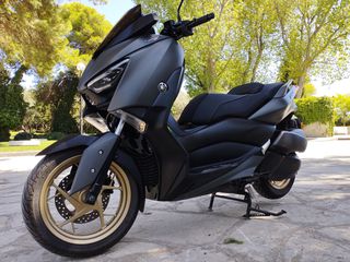 Yamaha XMAX 300 2020 TECH MAX-thumb-10