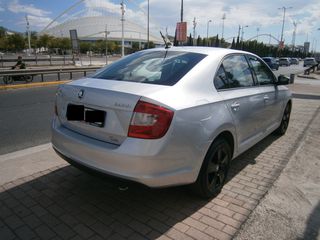 Skoda Rapid 2016 AMBITION TDI SEDAN-thumb-6