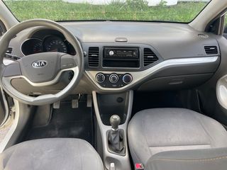 Kia Picanto 2016-thumb-4