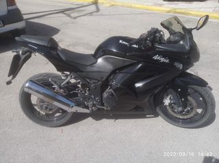 ΠΩΛΟΥΝΤΑΙ ΜΕΤΑΧΕΙΡΙΣΜΕΝΑ ΑΝΤΑΛΛΑΚΤΙΚΑ KAWASAKI NINJA 250 2010