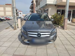 Mercedes-Benz GLA 180 '16 URBAN