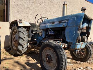 Τρακτέρ Ford 1978 3000-thumb-1