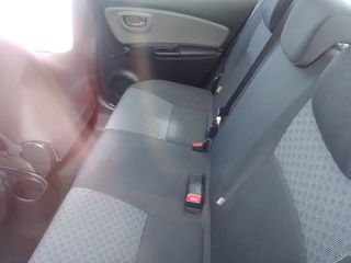 Toyota Yaris 2015 tdi 1,4-thumb-5