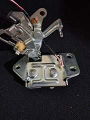 ΚΛΕΙΔΑΡΙΑ ΠΙΣΩ ΚΑΠΟ ΓΝΗΣΙΑ 69301-13030 TOYOTA COROLLA