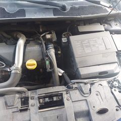 Renault Megane 2011-thumb-3