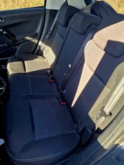 Peugeot 208-thumb-2