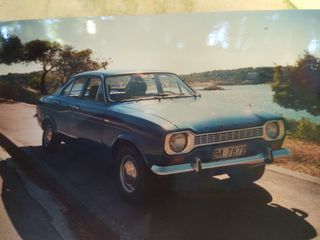 Ford Escort 1972-thumb-1