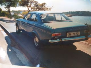 Ford Escort 1972-thumb-5