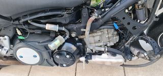 YAMAHA T-MAX 500 2000/2005 ΓΙΑ ΑΝΤΑΛΛΑΚΤΙΚΑ ΜΟΝΟ ΚΟΜΜΑΤΙ ΚΟΜΜΑΤΙ ΔΕΝ ΠΩΛΕΙΤΑΙ ΟΛΟΚΛΗΡΗ -thumb-1