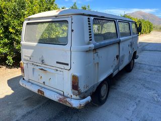 Volkswagen T2 1969 A-thumb-7