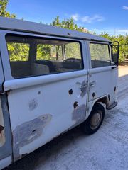 Volkswagen T2 1969 A-thumb-11