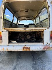 Volkswagen T2 1969 A-thumb-23