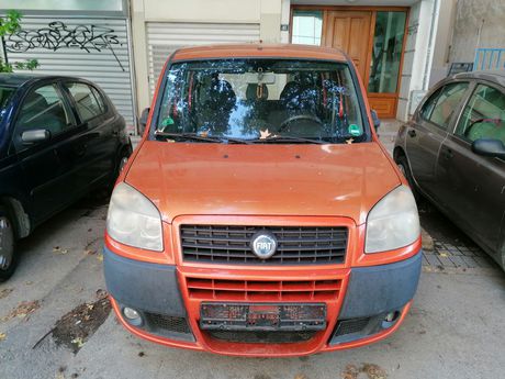 Fiat Doblo 2006 φανοποιια 