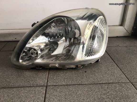 YARIS 03-06 ΦΑΝΑΡΙ ΕΜΠΡΟΣ ΑΡ .. ΑΝΤΑΛΛΑΚΤΙΚΑ ΑΥΤΟΚΙΝΗΤΩΝ ΦΑΝΟΠΟΙΕΙΑΣ-ΜΗΧΑΝΙΚΑ! ΑΠΟΣΤΟΛΗ ΣΕ ΟΛΗ ΤΝ ΕΛΛΑΔΑ!